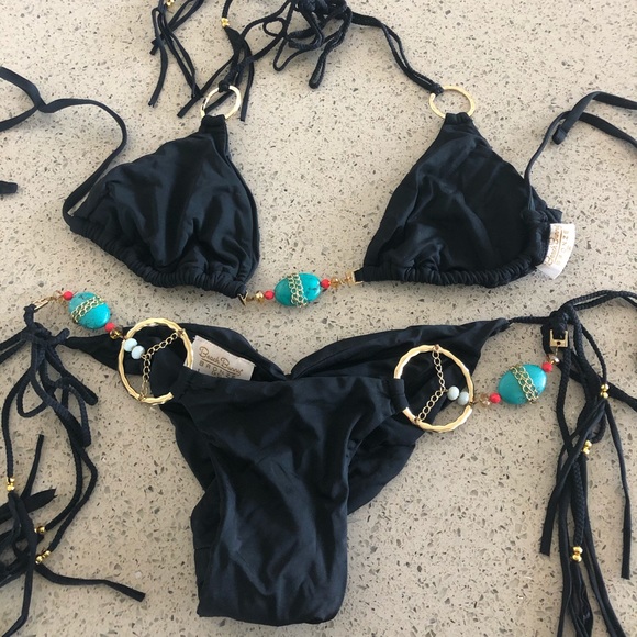 Beach Bunny Other - Beach bunny black bikini